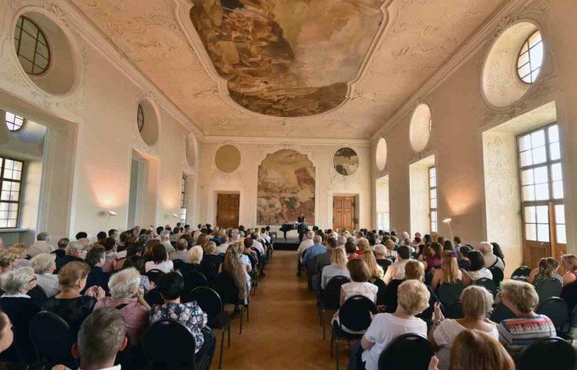 Benefiční koncert Nadačního fondu Josefa Nováka Jaroslava Sveceného na Zámku Zbraslav
